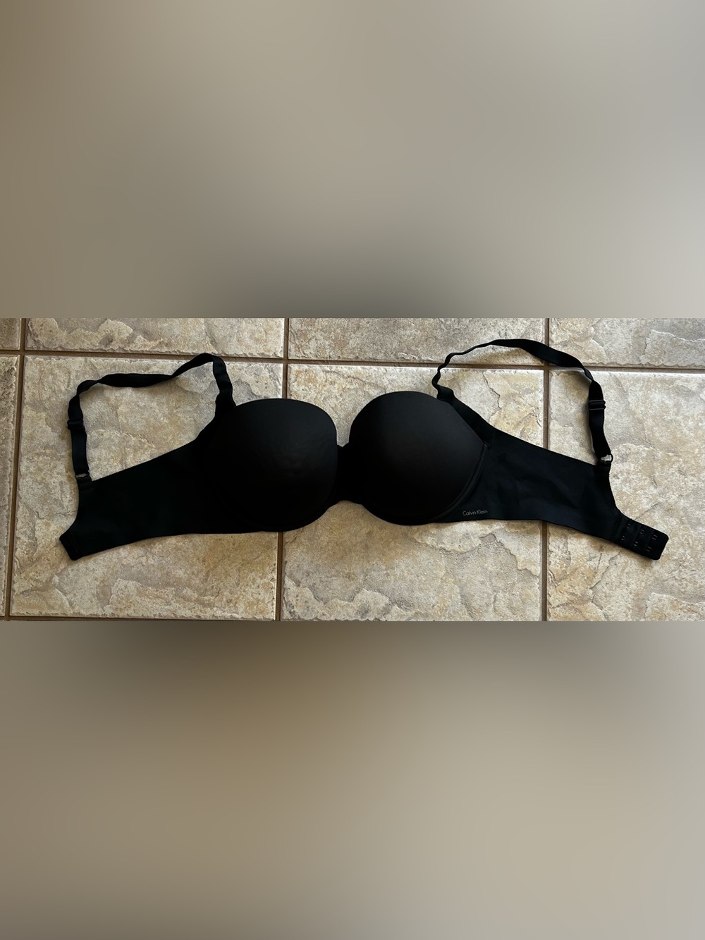 Calvin Klein Black Strapless Push-Up Bra with Removable Straps